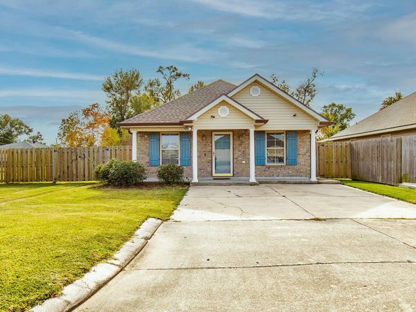 132 Quartermill Lane, Houma, LA 70363