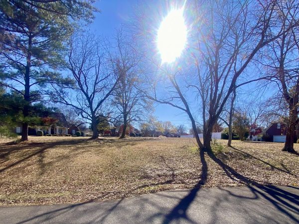 Azalea Ln., Amory, MS 38821