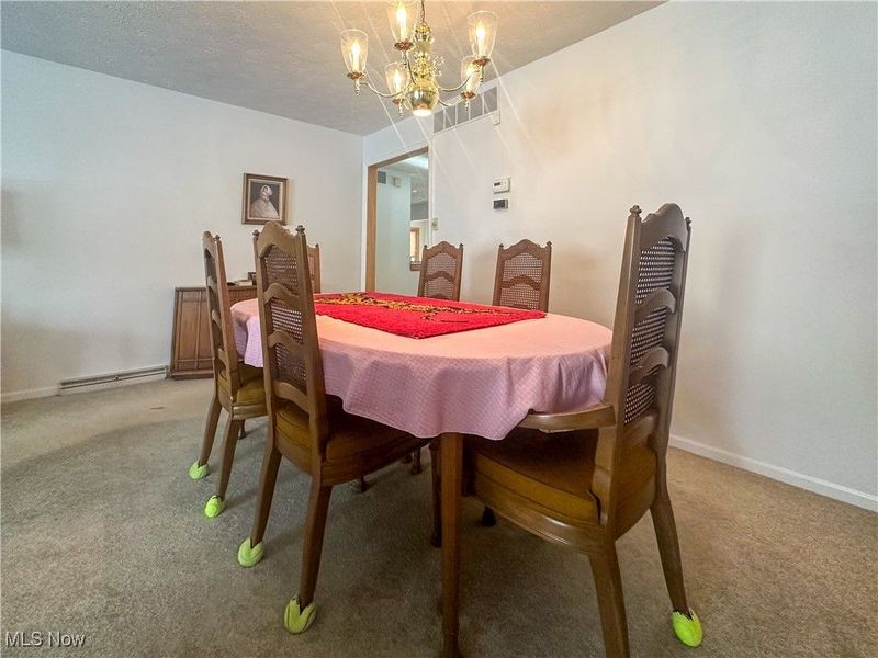 706 Shadowood Lane SE, Howland, OH 44484 Photo 10