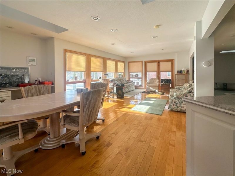 706 Shadowood Lane SE, Howland, OH 44484 Photo 20