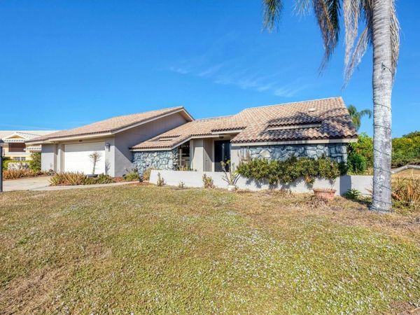 404 FIRETHORN AVENUE, ENGLEWOOD, FL 34223