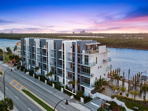 2880 N Ocean Drive, Hollywood, FL 33019