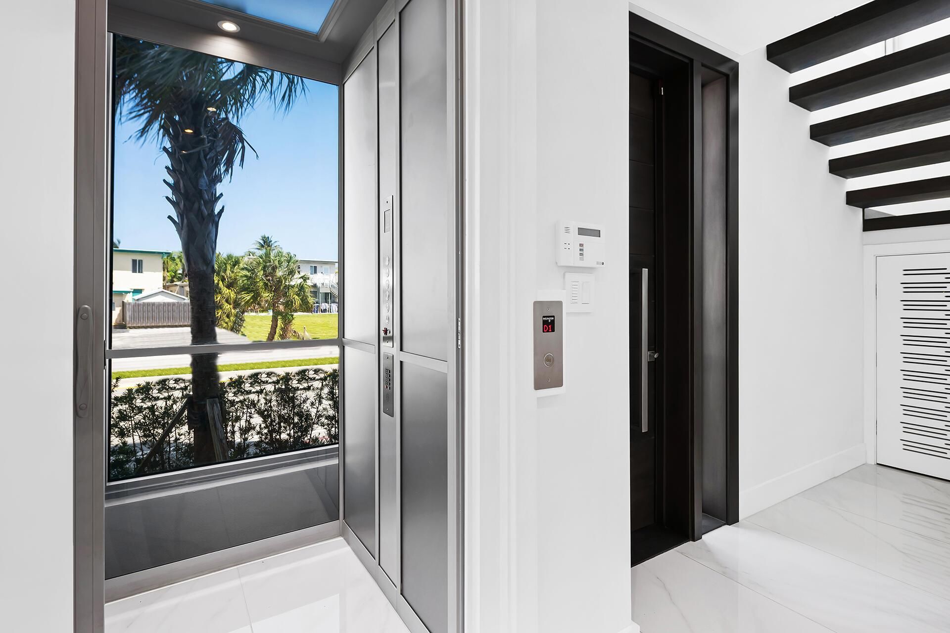 2880 N Ocean Drive, Hollywood, FL 33019 Photo