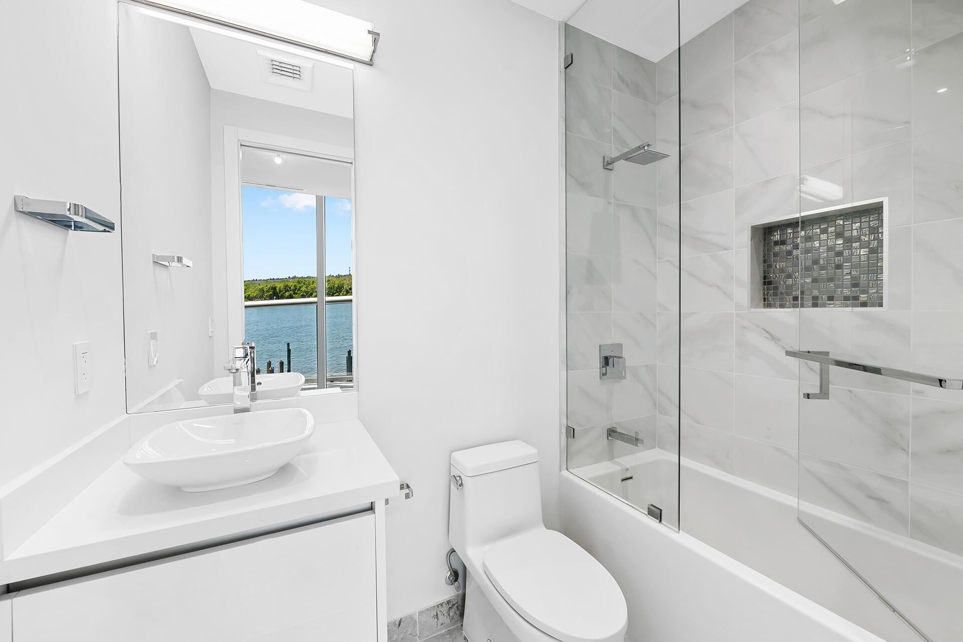 2880 N Ocean Drive, Hollywood, FL 33019 Photo