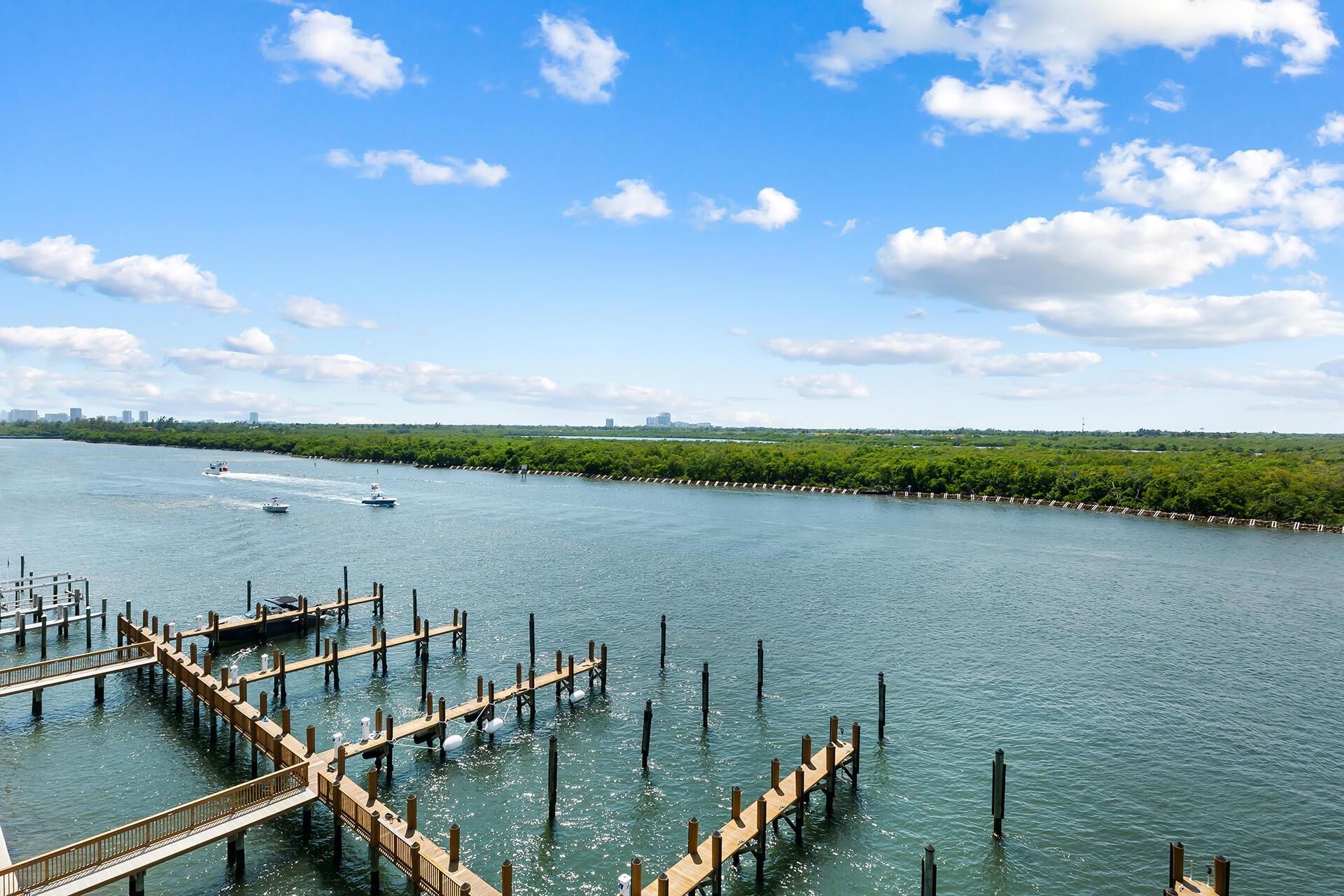 2880 N Ocean Drive, Hollywood, FL 33019 Photo