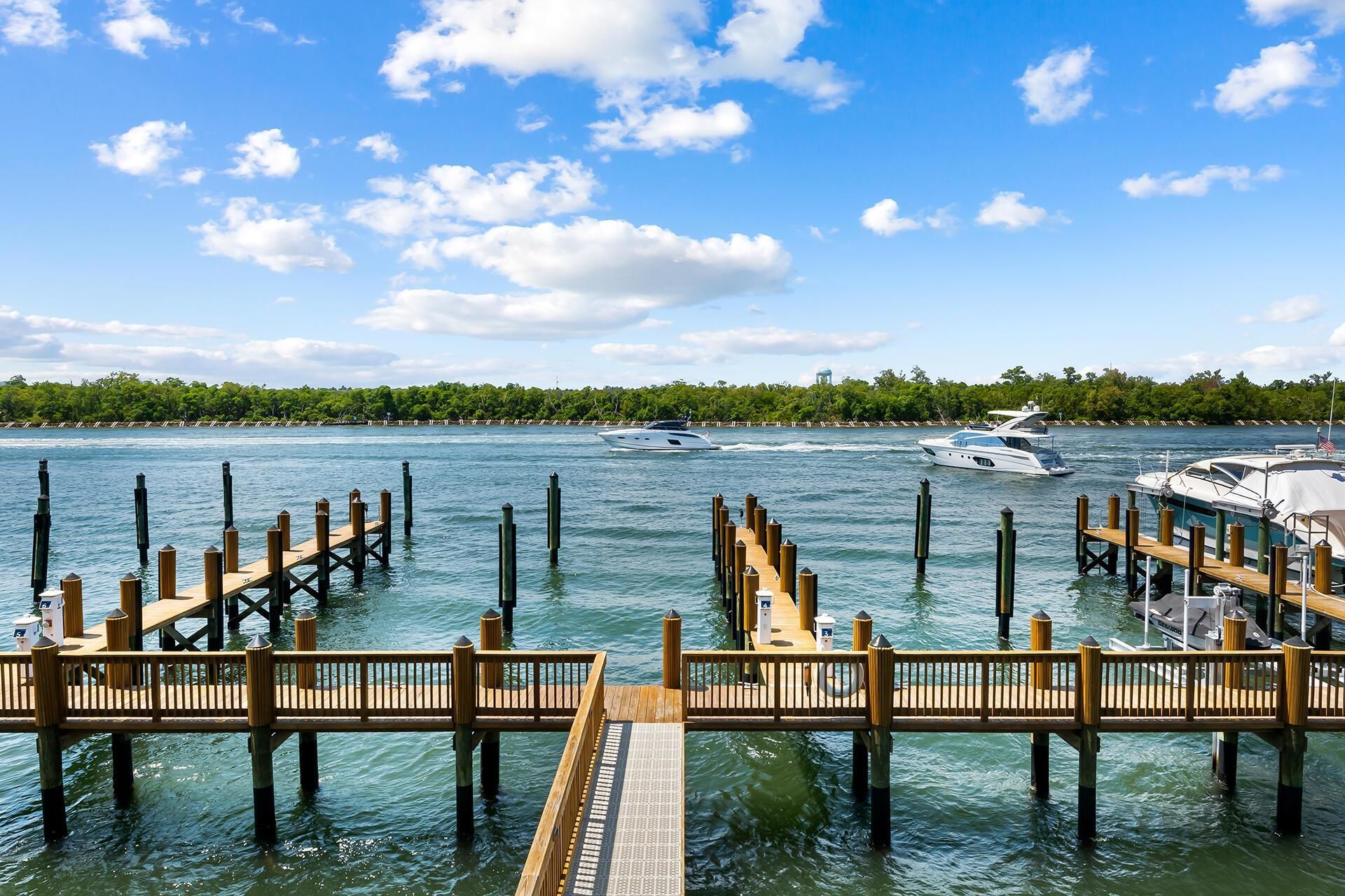 2880 N Ocean Drive, Hollywood, FL 33019 Photo