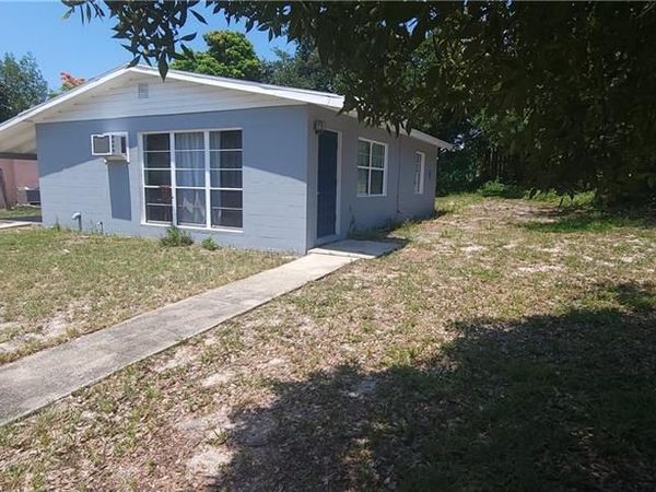 412 7th Road SW, Vero Beach, FL 32962