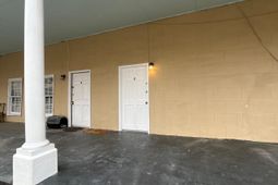 126 Alexander Street photo 4