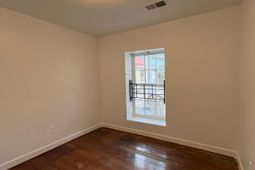 126 Alexander Street photo 4