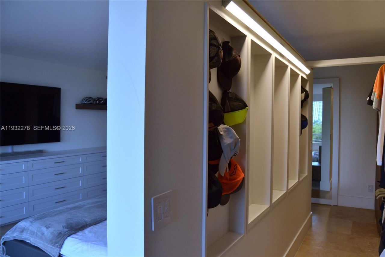 11113 Biscayne Blvd, Unit 351, Miami, FL 33181 Photo