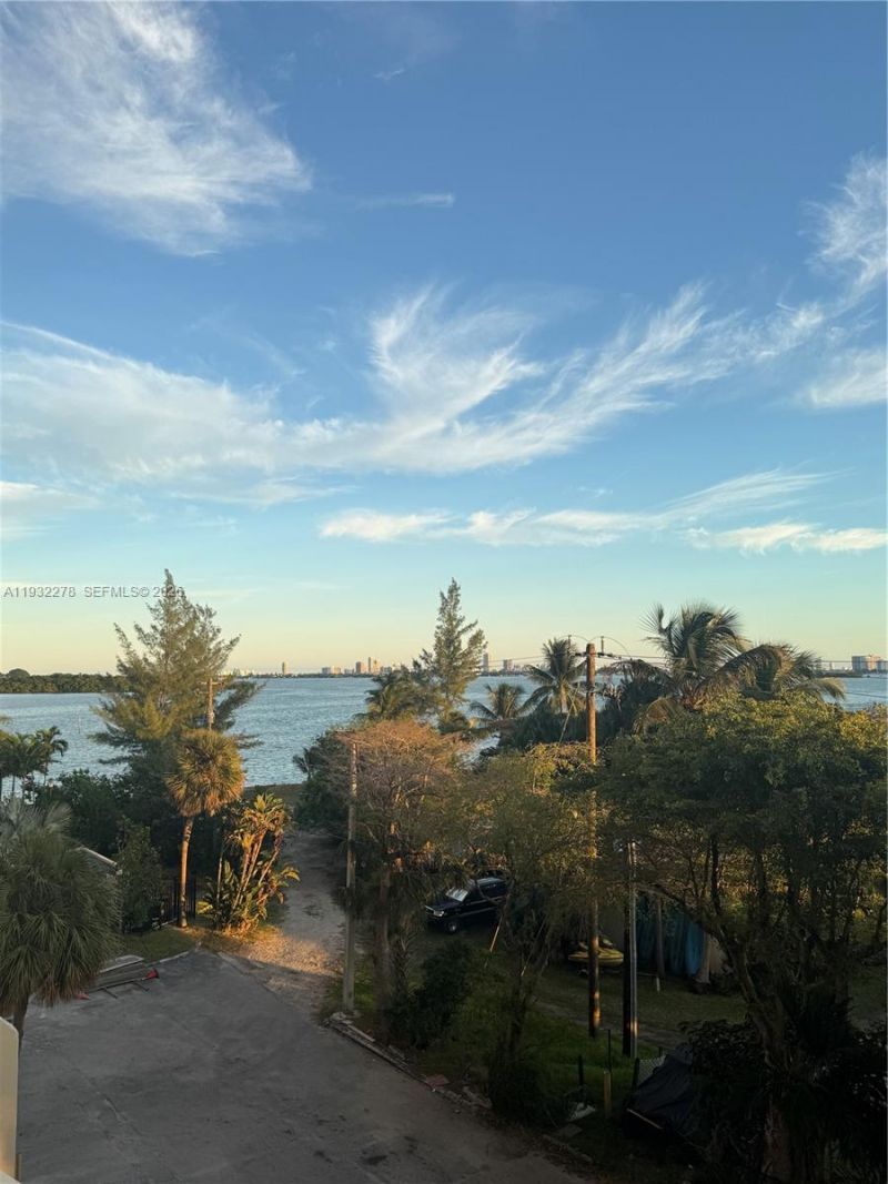 11113 Biscayne Blvd, Unit 351, Miami, FL 33181 Photo
