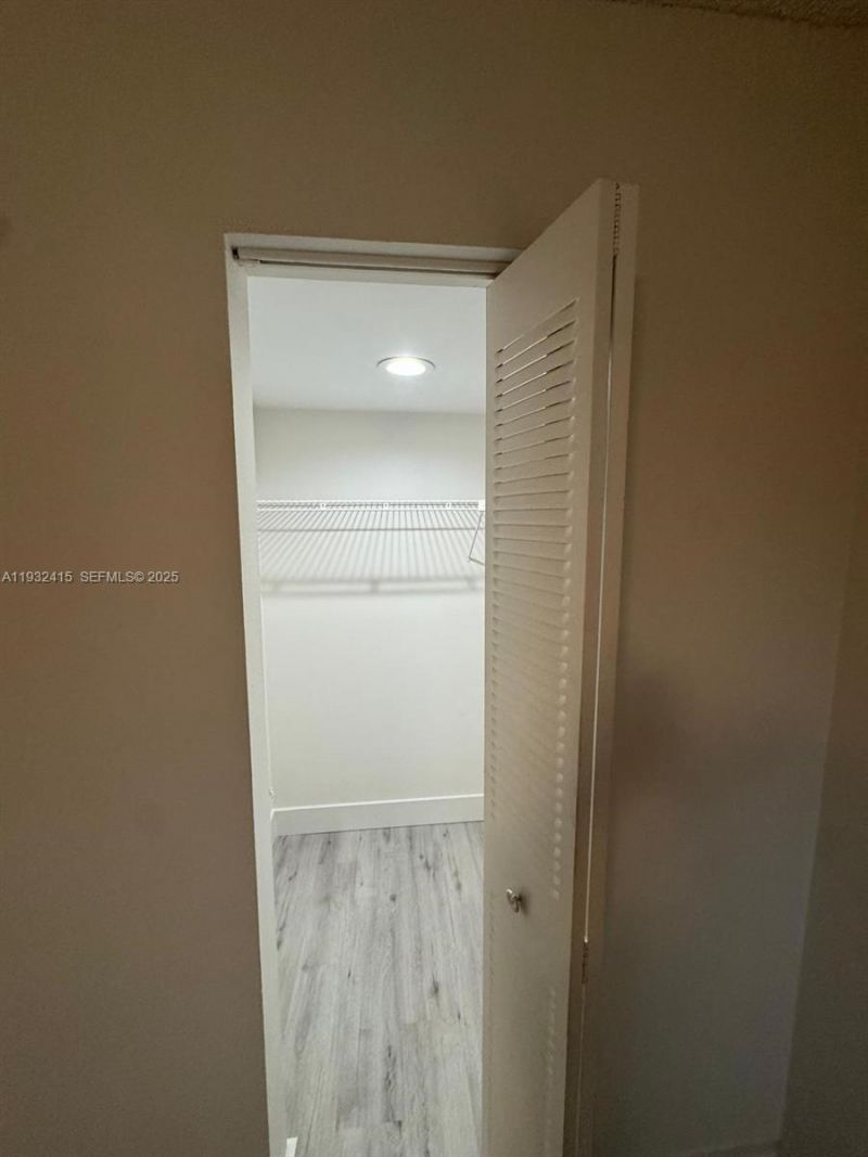 8051 S Colony Cir S, Unit 210, Tamarac, FL 33321 Photo