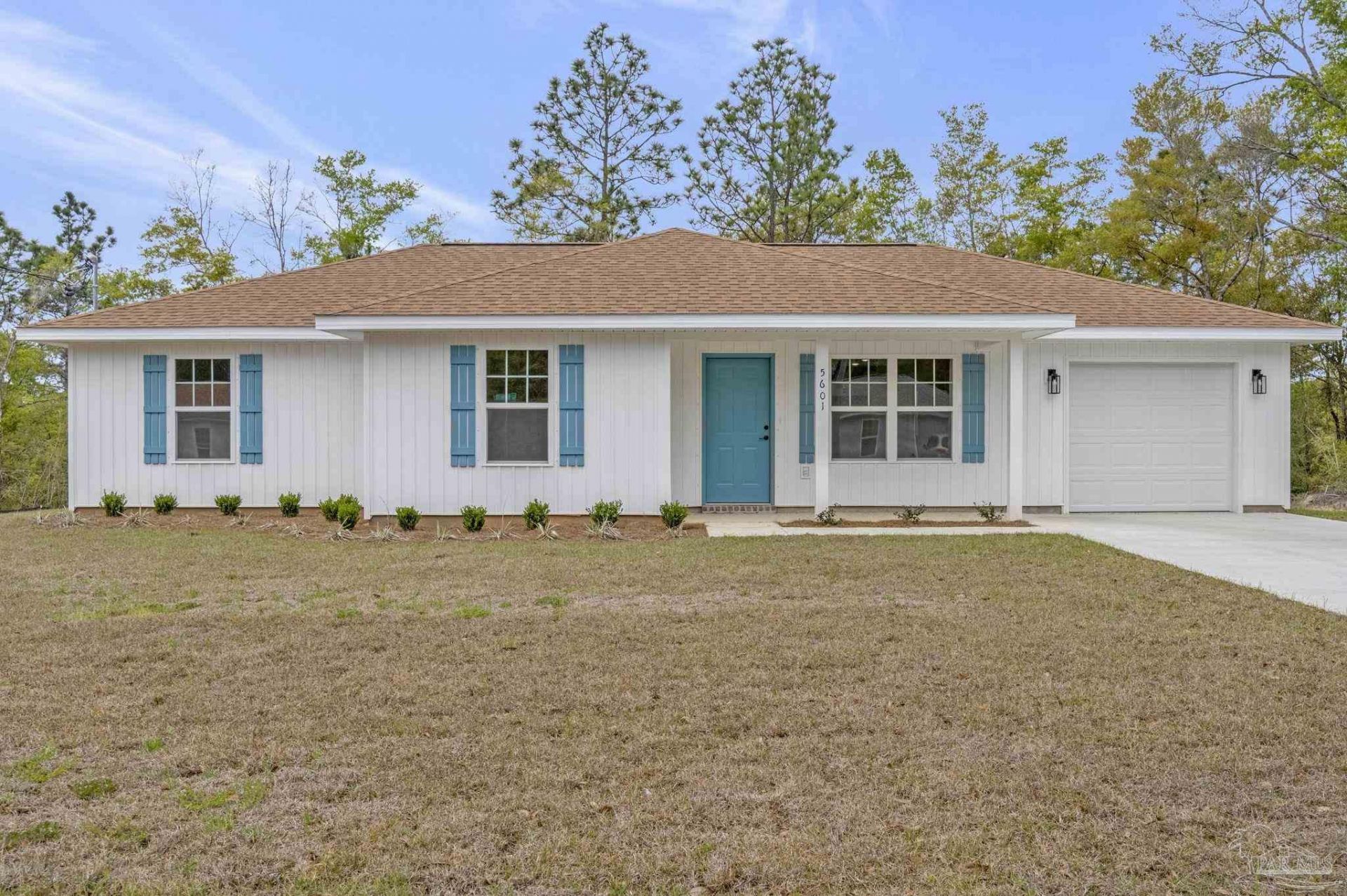 5601 Riviera Dr, Milton, FL 32583 Main Photo