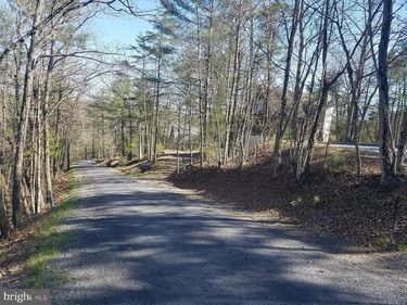 00 LEE ROAD, BASYE, VA 22810