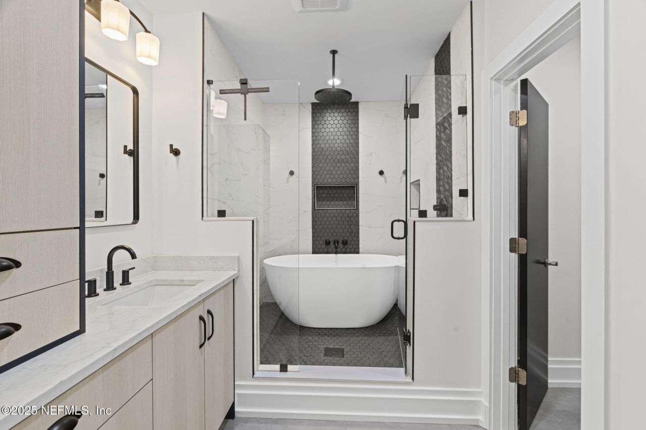 1661 Riverside Avenue, Unit 214, Jacksonville, FL 32204 Photo