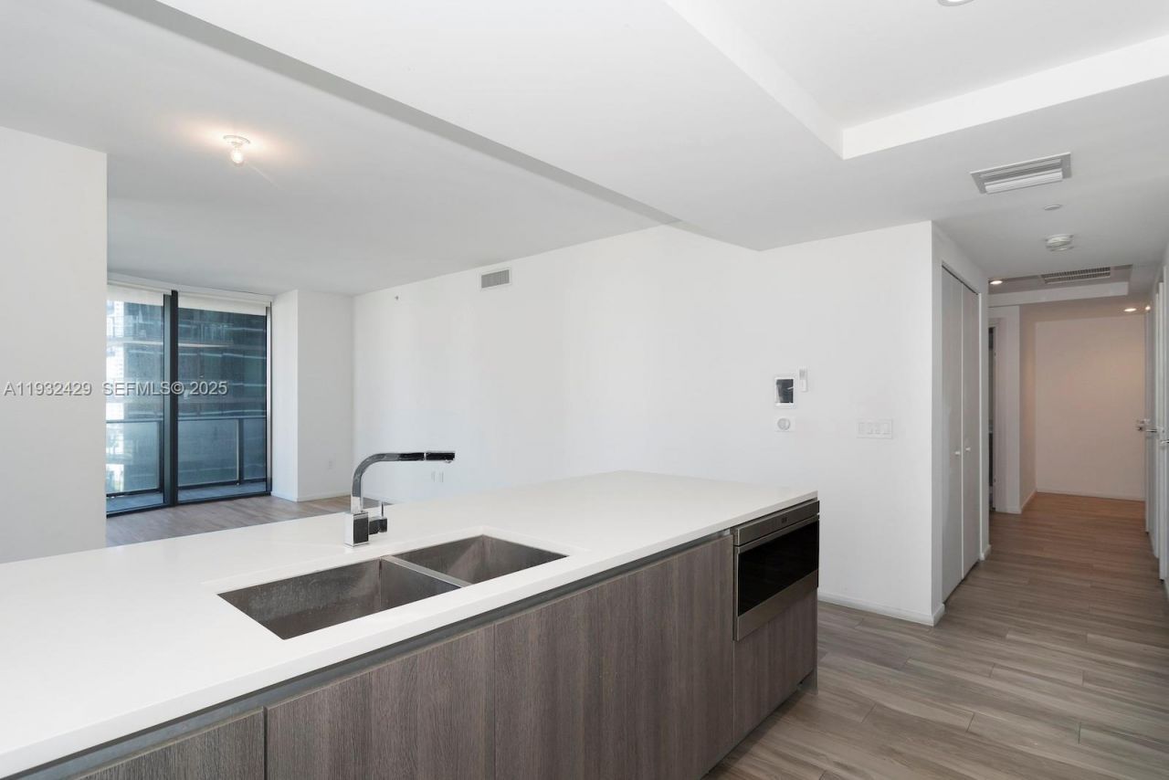 801 S Miami Ave, Unit 1409, Miami, FL 33130 Photo