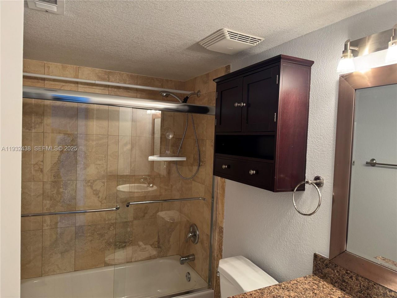 185 Lakeview Dr, Unit 101, Weston, FL 33326 Photo