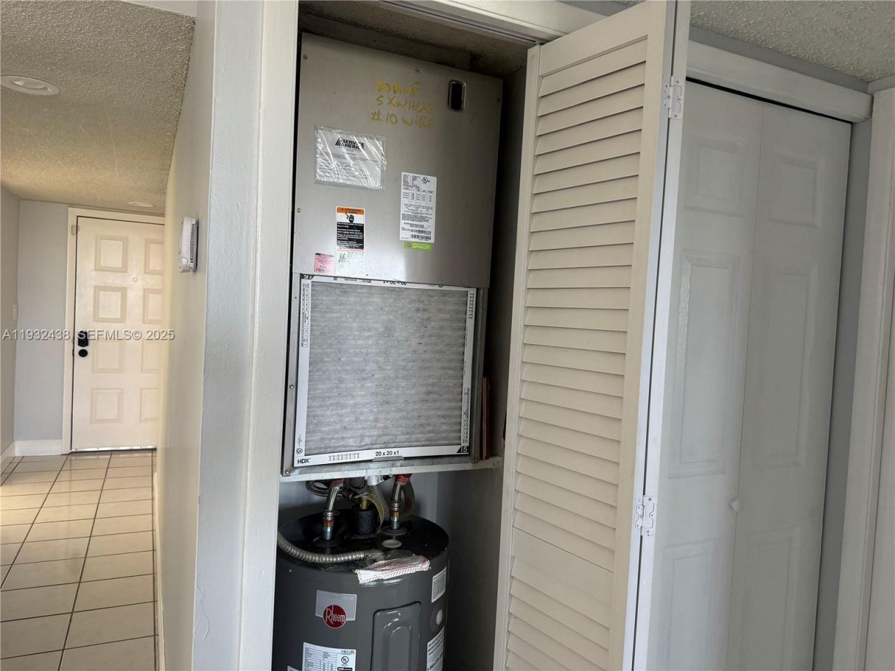 185 Lakeview Dr, Unit 101, Weston, FL 33326 Photo