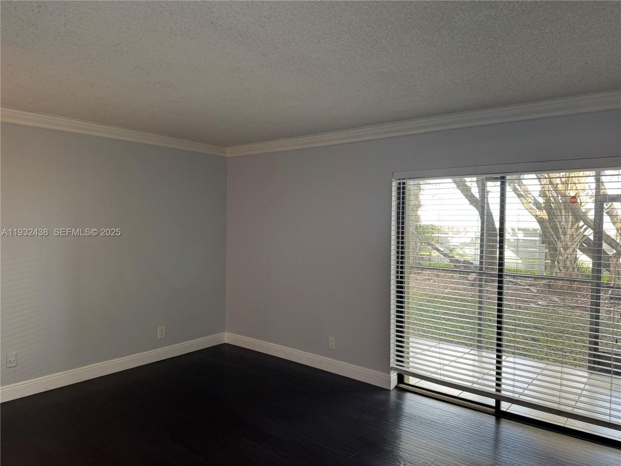 185 Lakeview Dr, Unit 101, Weston, FL 33326 Photo