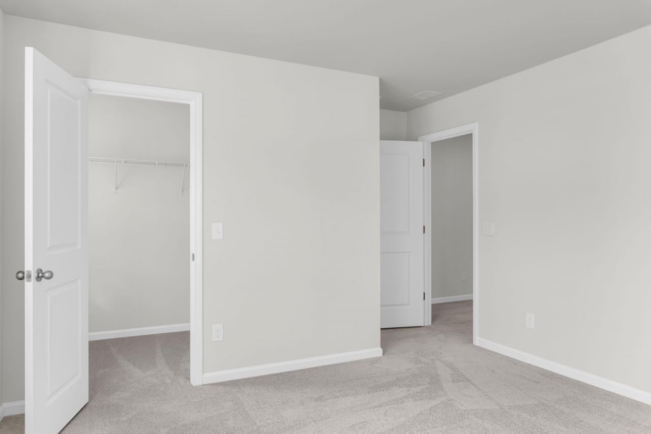 5243 Cottage Landing Drive Photo 37