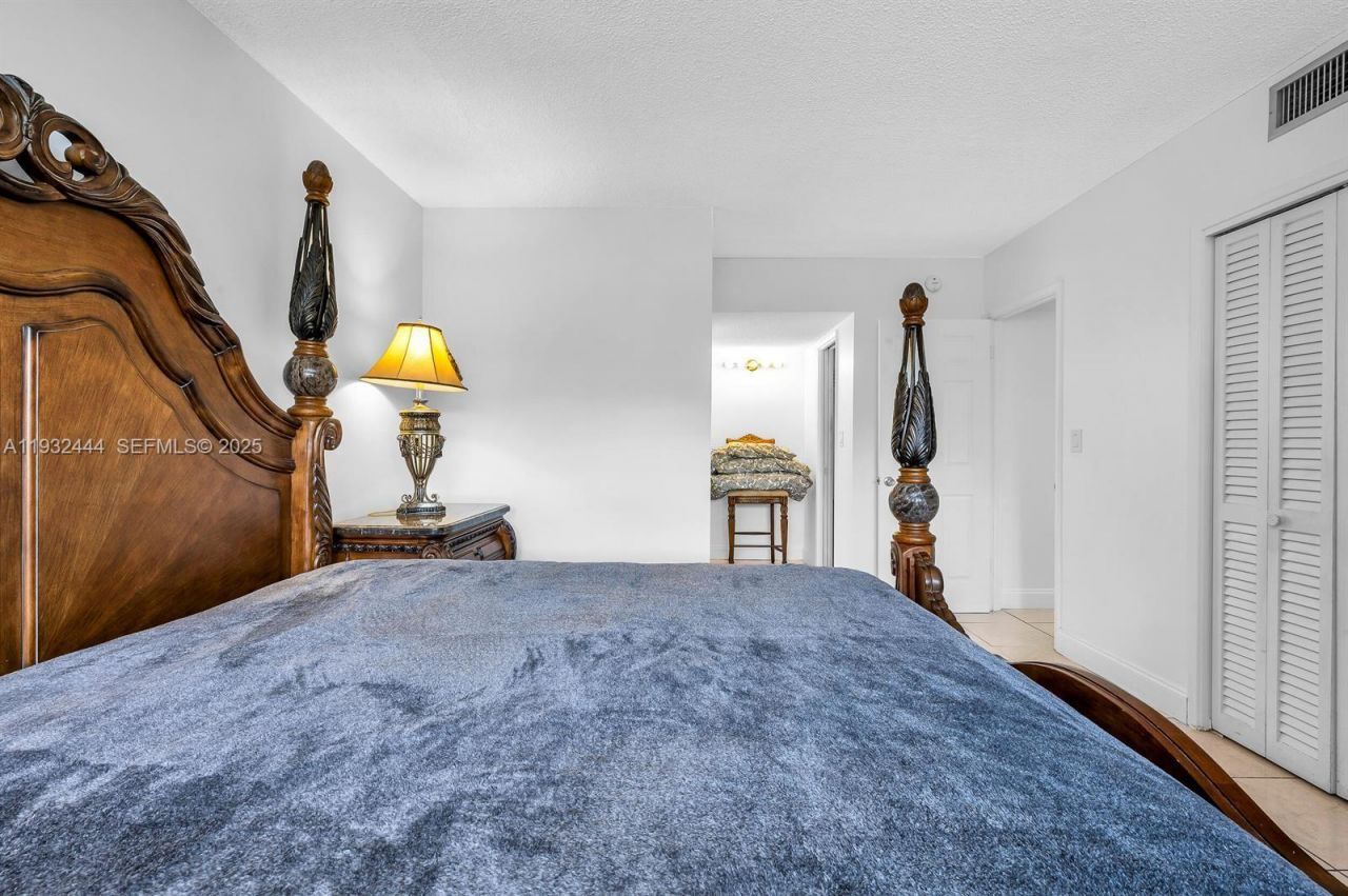 2800 N Palm Aire Dr, Unit 309, Pompano Beach, FL 33069 Photo