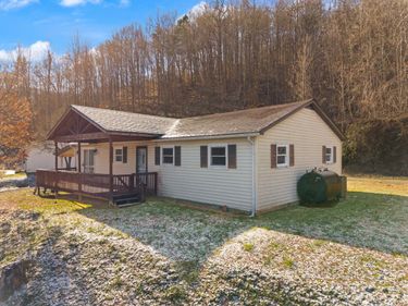 177 White Church Right Frk Road, Pineville, KY 40977