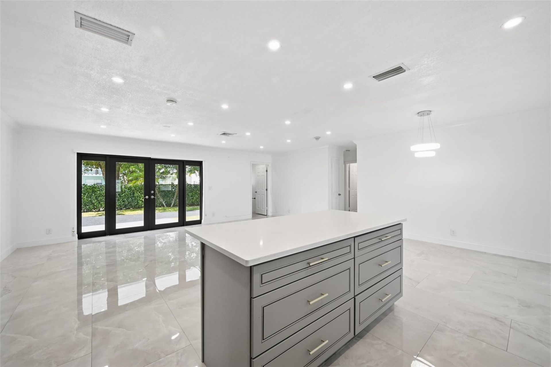 1400 SE 8th Avenue, Deerfield Beach, FL 33441 Photo