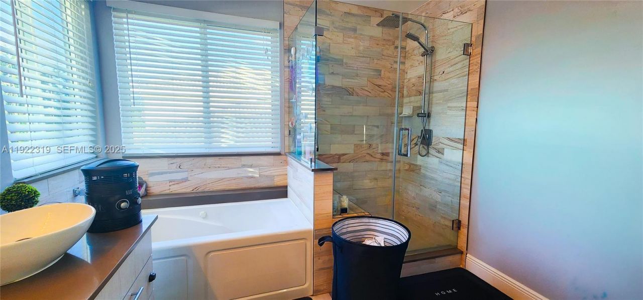 1308 SW 181st Ave, Pembroke Pines, FL 33029 Photo