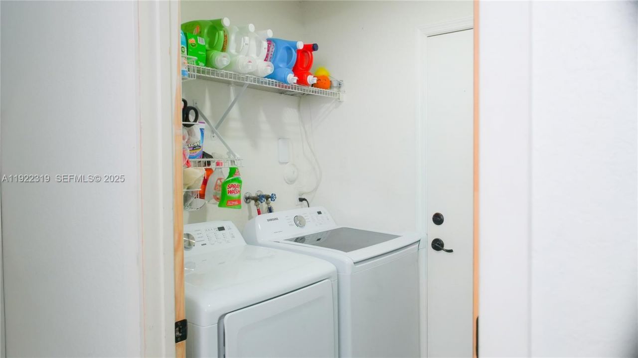 1308 SW 181st Ave, Pembroke Pines, FL 33029 Photo