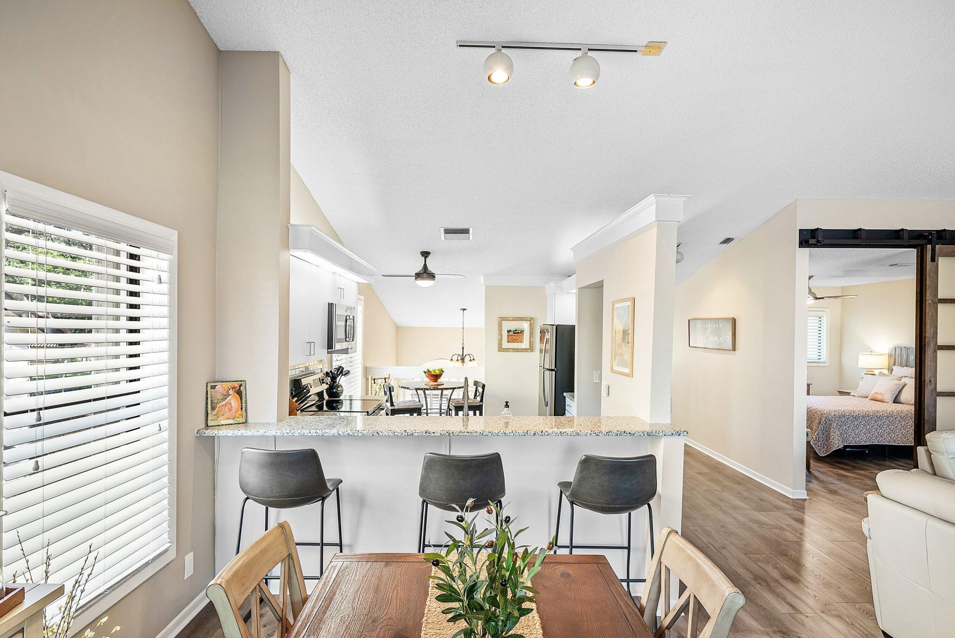 10423 S Circle Lake Drive, Unit 202, Boynton Beach, FL 33437 Photo