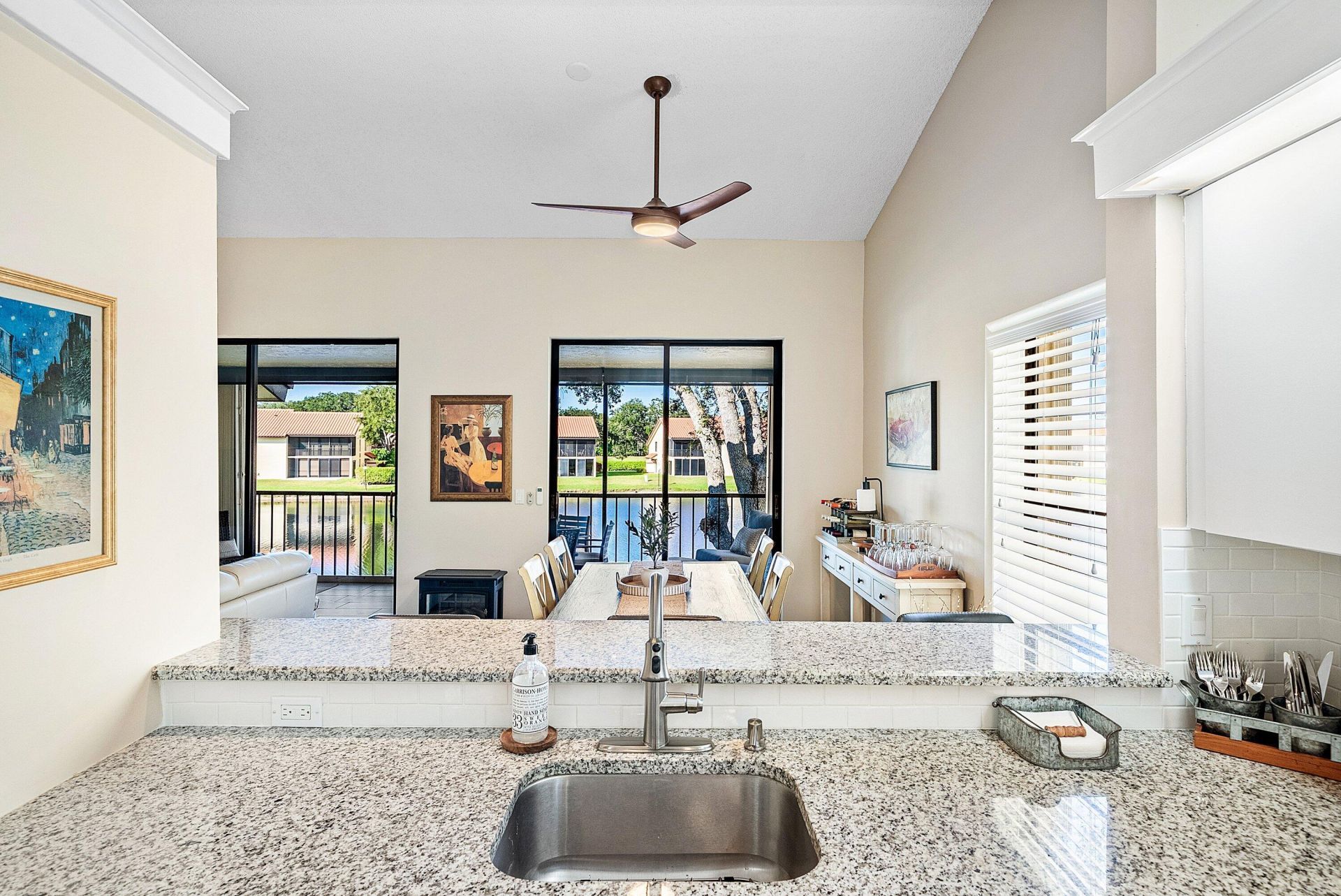 10423 S Circle Lake Drive, Unit 202, Boynton Beach, FL 33437 Photo