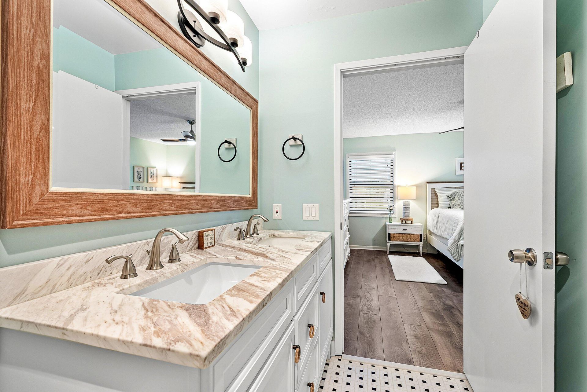 10423 S Circle Lake Drive, Unit 202, Boynton Beach, FL 33437 Photo