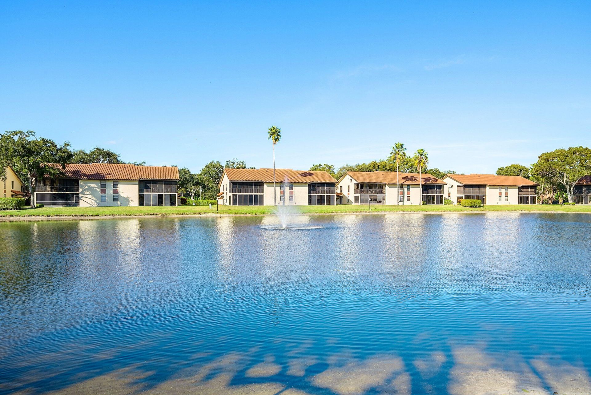 10423 S Circle Lake Drive, Unit 202, Boynton Beach, FL 33437 Photo