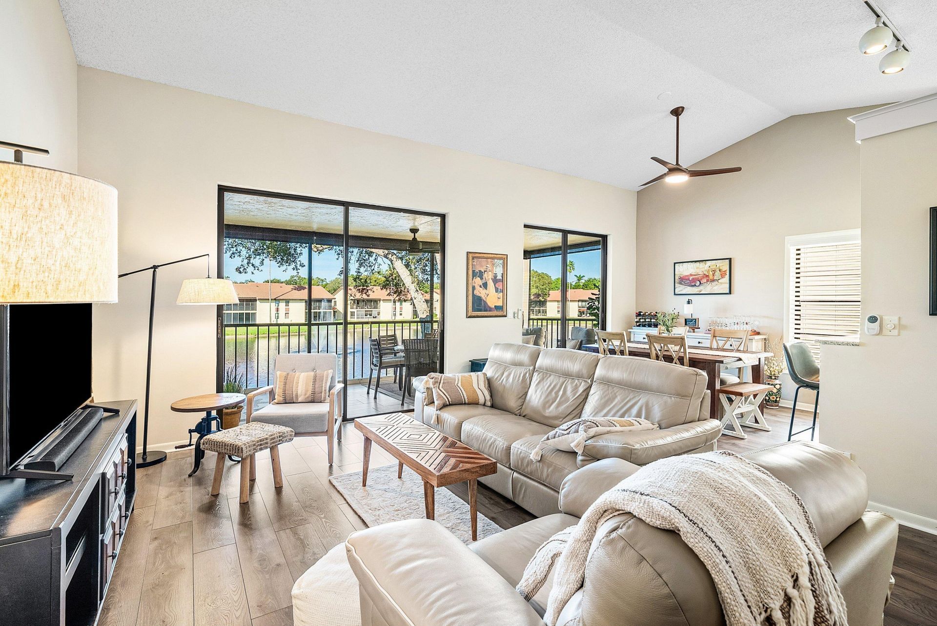 10423 S Circle Lake Drive, Unit 202, Boynton Beach, FL 33437 Photo