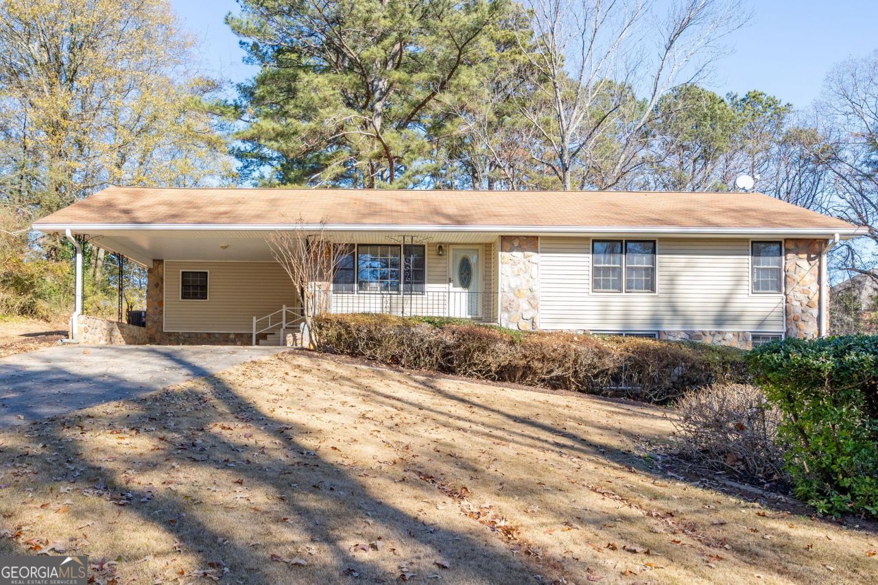 1330 Hidden Circle Drive, Sugar Hill, GA 30518 Main Photo