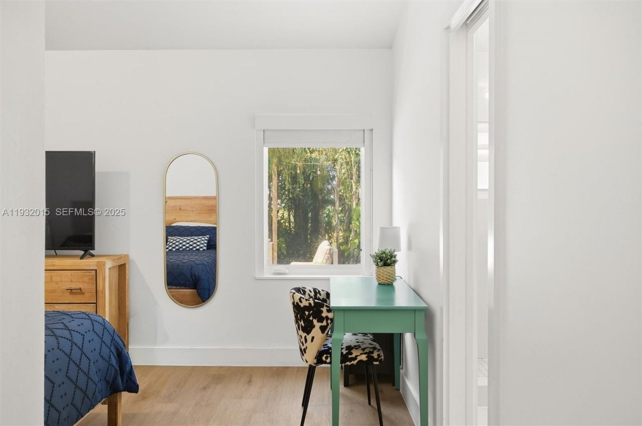 10246 NW 57th Ter, Doral, FL 33178 Photo