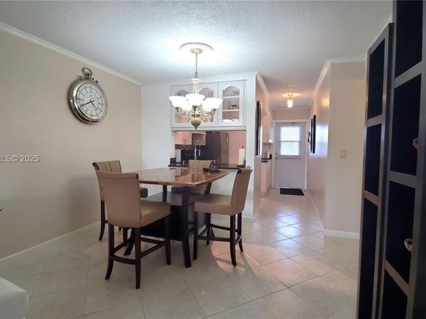 470 Paradise Isle Blvd , Unit 309, Hallandale Beach, FL 33009