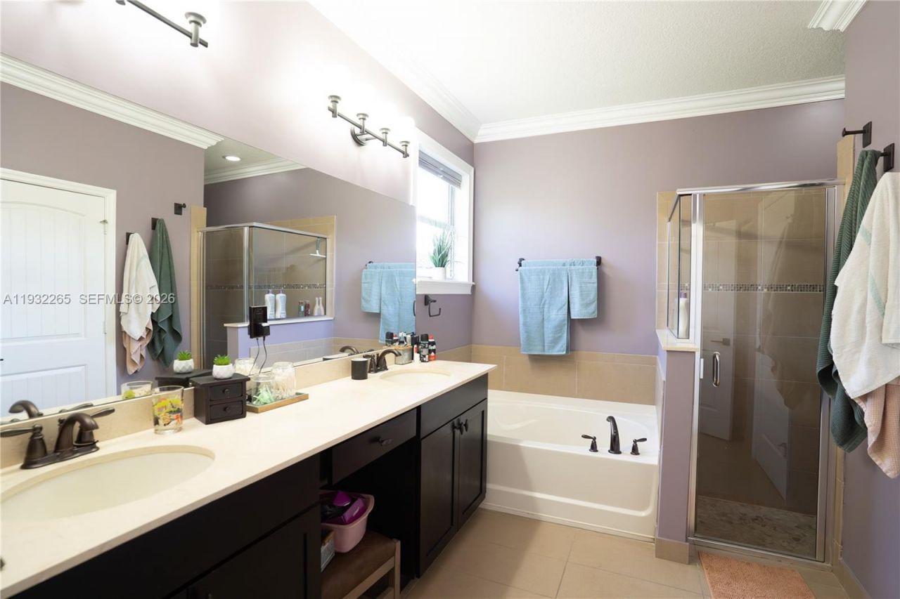 2135 NW 14th Ter, Homestead, FL 33030 Photo