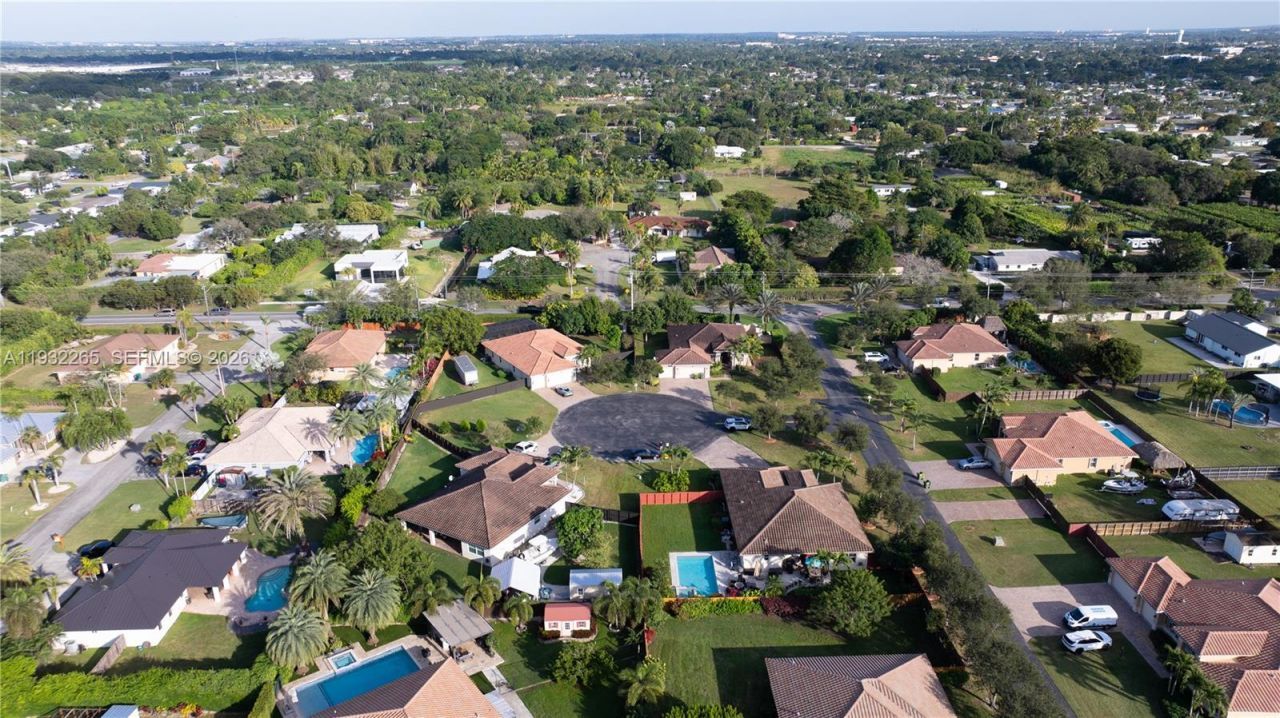 2135 NW 14th Ter, Homestead, FL 33030 Photo