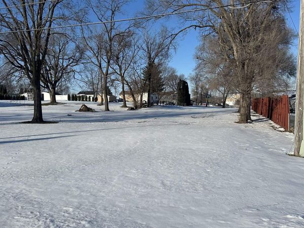 000 Lafayette Street, Elk Run Heights, IA 50707