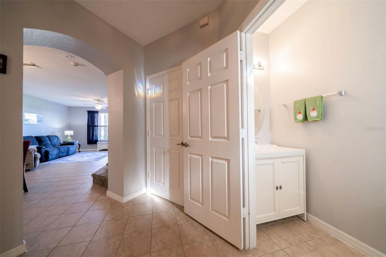 3372 Dandolo Circle, Cape Coral, FL 33909 Photo