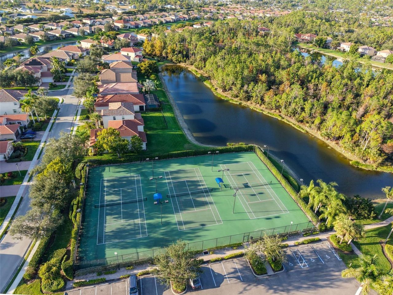 3372 Dandolo Circle, Cape Coral, FL 33909 Photo