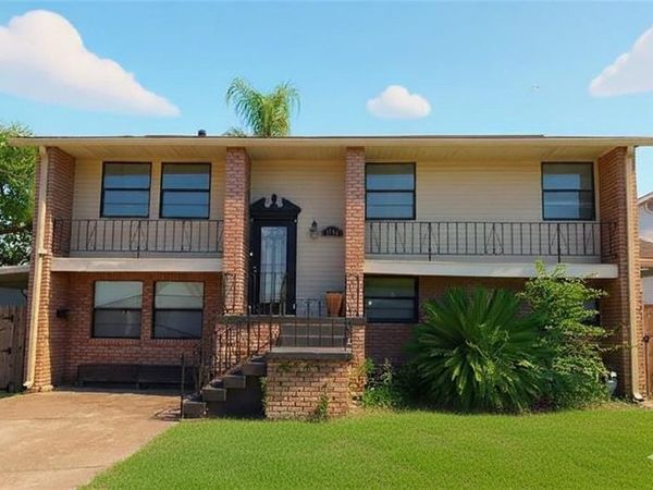 1724 SANDRA Avenue, Metairie, LA 70003