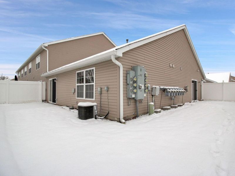 6967 Remsen Drive, Canal Winchester, OH 43110 Photo 26