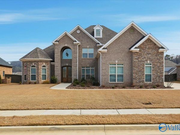 8220 Nantucket Circle, Owens Cross Roads, AL 35763