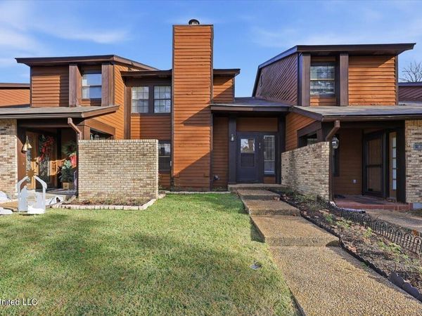 46 Cascades Circle, Clinton, MS 39056