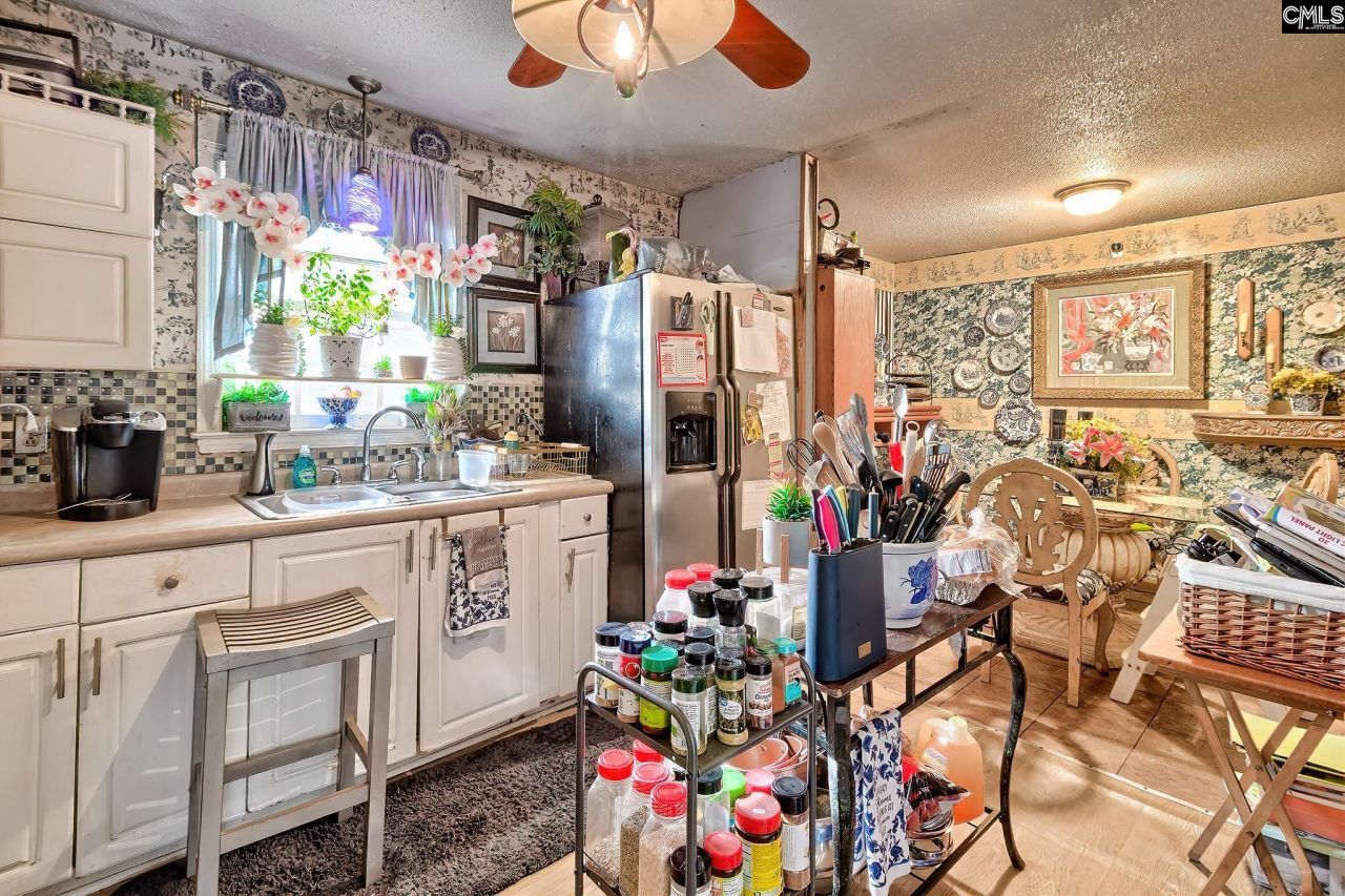 7348 Parkview Drive  Photo 25