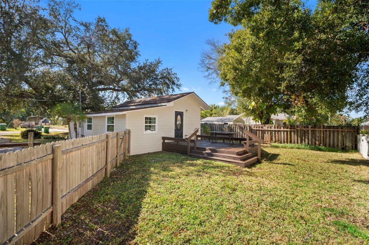 2210 Dixie Avenue, Punta Gorda, FL 33950 Photo