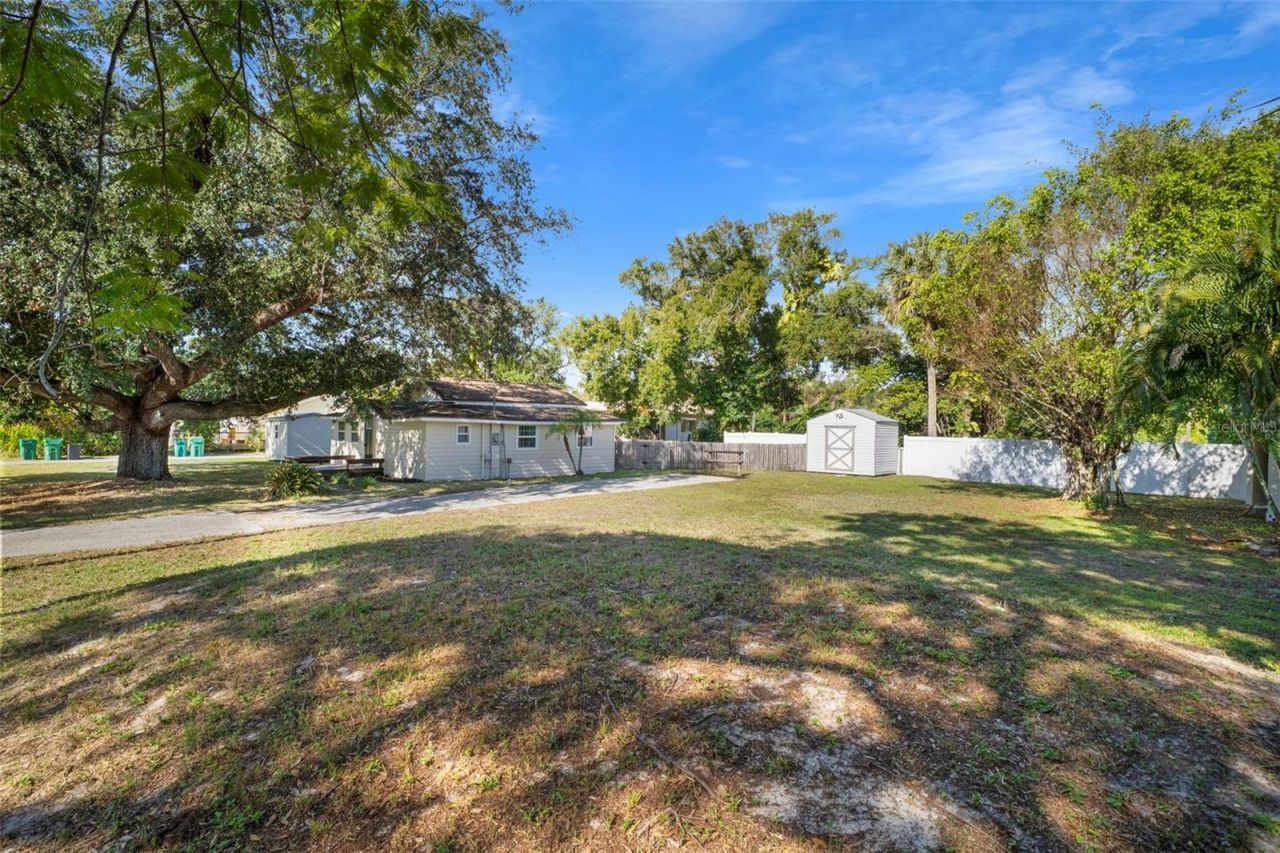 2210 Dixie Avenue, Punta Gorda, FL 33950 Photo