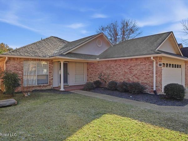 402 N Twin, Clinton, MS 39056